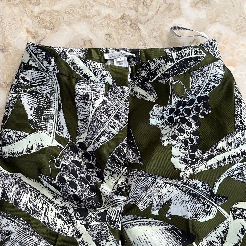 Oscar de la Renta Abstract Botanical Print 100% Silk Lined Slim Dress Pants - Picture 6 of 11